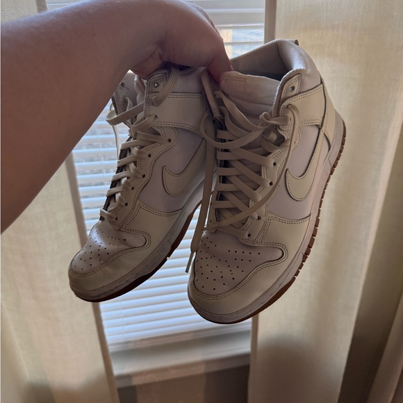 Nike Dunk High Sail Gum Sneakers - Picture 4 of 6